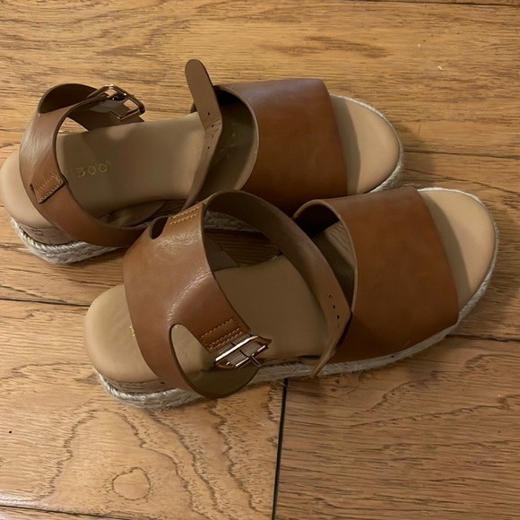 Tan espadrilles platform sandal - Picture 2 of 6